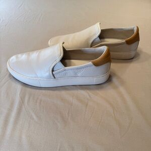 Ugg White and Tan Slip-On Womens Shoes Size 9.5 EUC